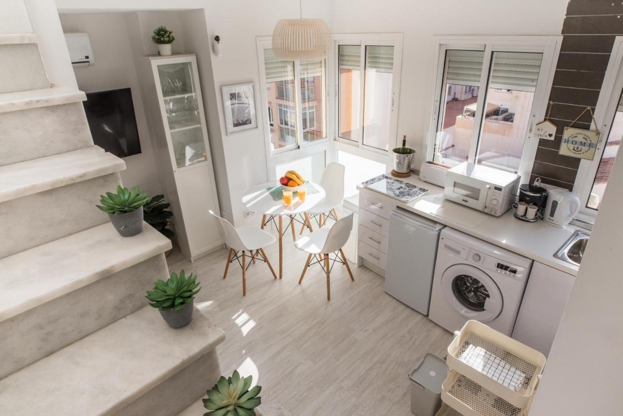 Apartmán Elegant Duplex P/3 In Malaga With Terrace And Wifi Exteriér fotografie